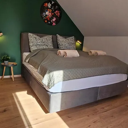 Dimi Living & Mit Kueche Апартаменты Оберхаузен