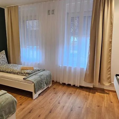 Dimi Living & Mit Kueche Апартаменты *