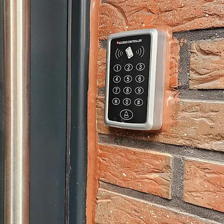 Dimi Living & Mit Kueche Апартаменты Оберхаузен