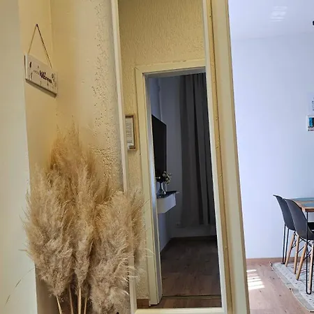 Dimi Living & Mit Kueche *