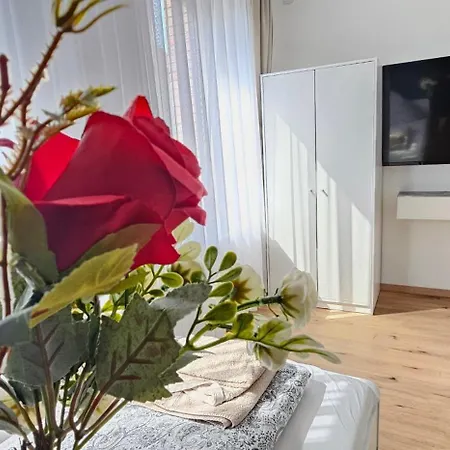 Dimi Living & Mit Kueche Appartement *