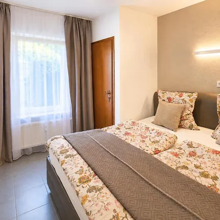 Dimi Living & Mit Kueche Apartment